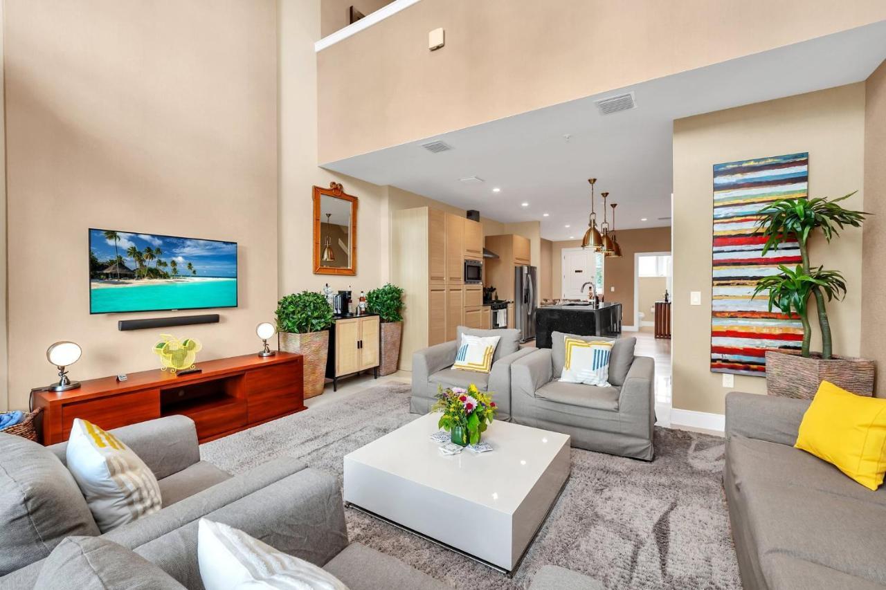 Luxury Villa Less Than A Mile From Disneyworld -Bonus Elevator- أورلاندو المظهر الخارجي الصورة
