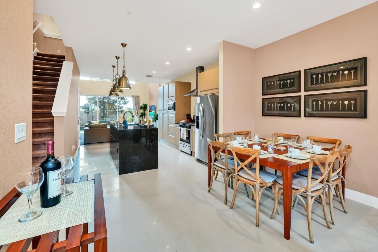 Luxury Villa Less Than A Mile From Disneyworld -Bonus Elevator- أورلاندو المظهر الخارجي الصورة